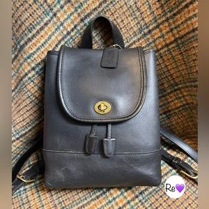 🦋 Coach Vintage Black Daypack Backpack
